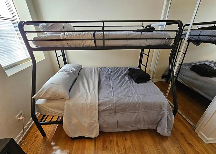 Apartment Two Bedroom West Loop Chicago