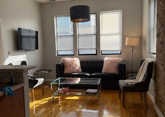 Two Bedroom West Loop